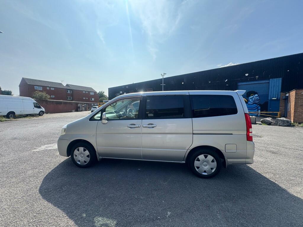 Nissan Serena 2.0 Highway Star 8 Seater Low Mil White #6