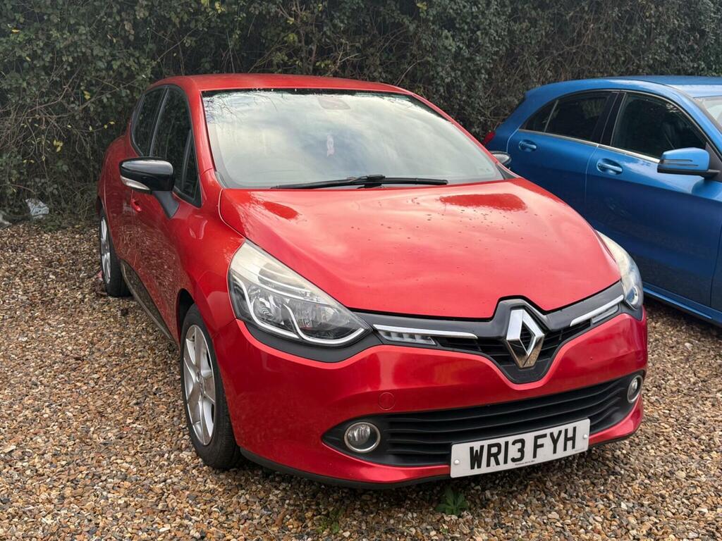 Renault Clio Hatchback 0.9 Tce Dynamique Medianav Euro 5 Ss Red
