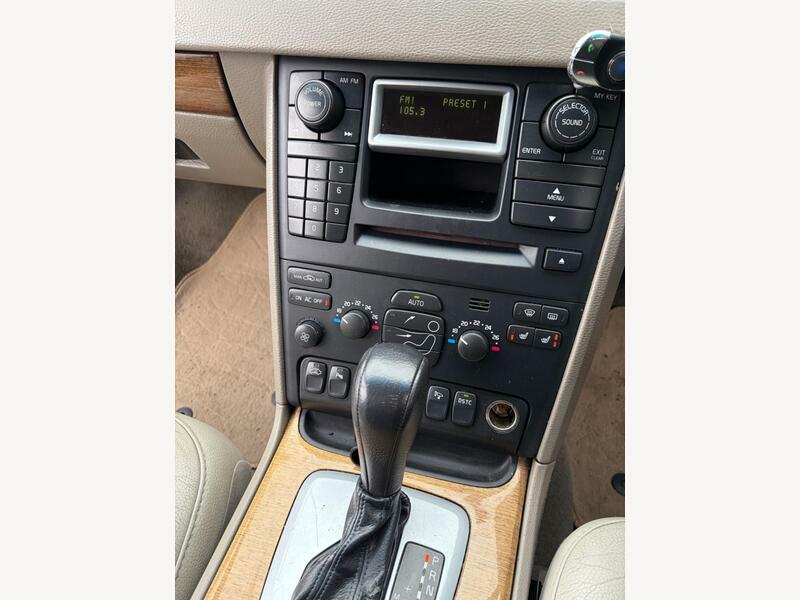 Volvo XC90 2.4-D5-se-geartronic-awd-5dr Grey #6