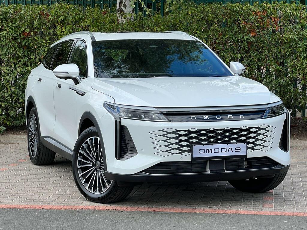 Omoda 9 1.5T Shs 34.46Kwh Noble Dht3 4Wd Euro 6 Ss White