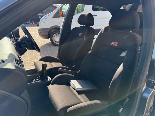 Seat Leon 1.8 20V Cupra R...  #4