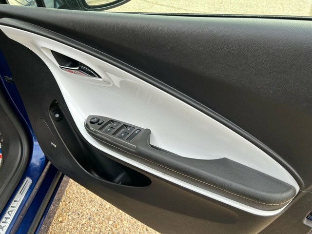 Vauxhall Ampera Ampera Electron Cvt Red #29