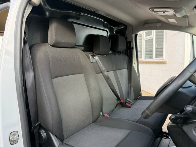 Vauxhall Vivaro Turbo D 2900 Prime VO23SFK White #2