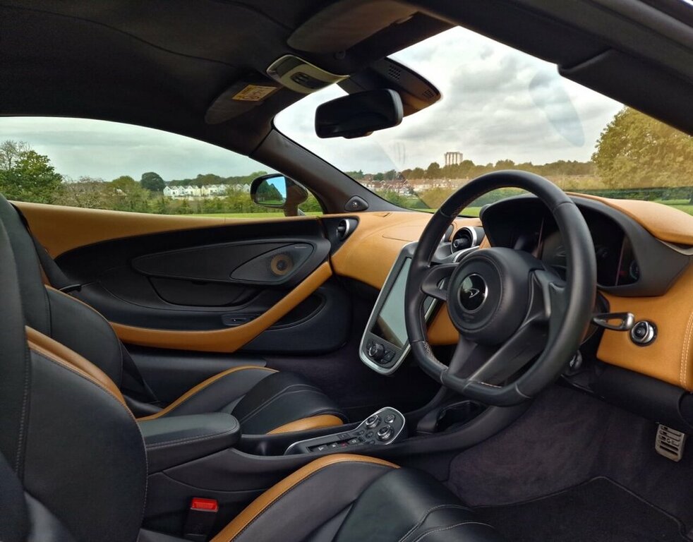 McLaren 570S Coupe Semi-auto  #36