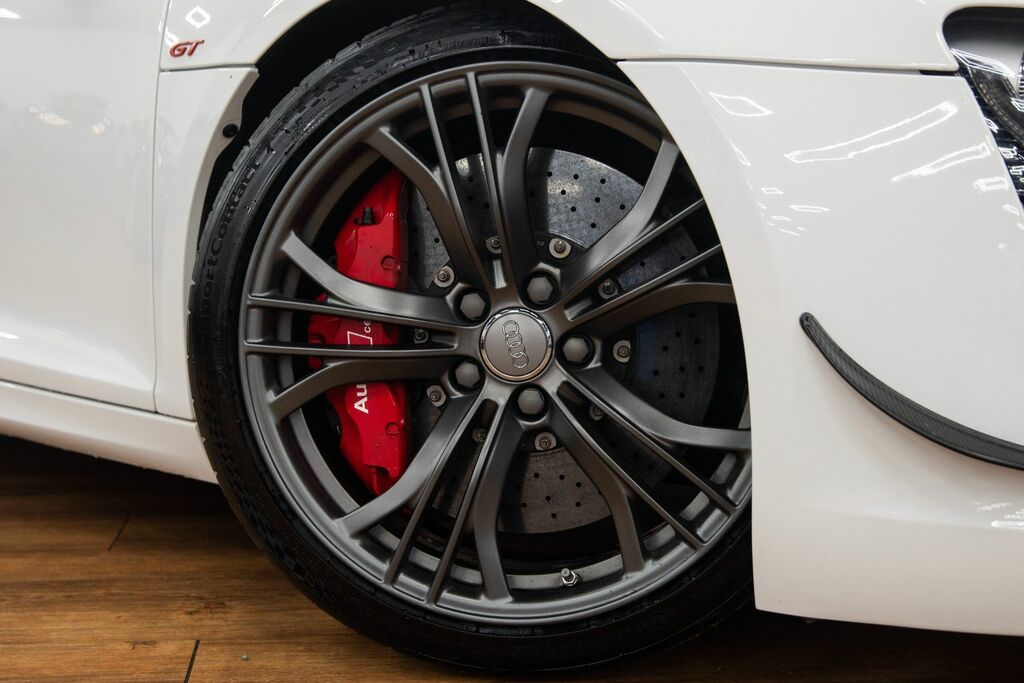 Audi R8 Petrol Black #4