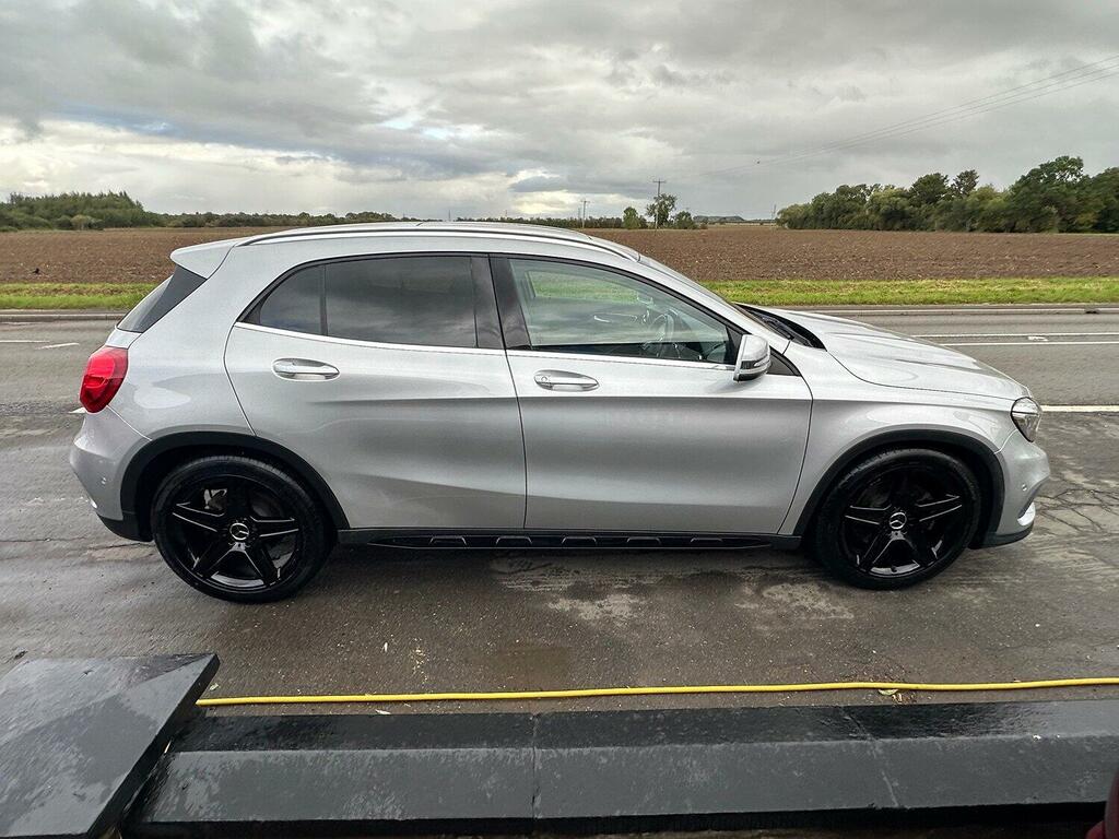 Mercedes-Benz GLA Class Suv 2.1 Gla220 Cdi Amg Line 2014 SY14EYS Silver #5