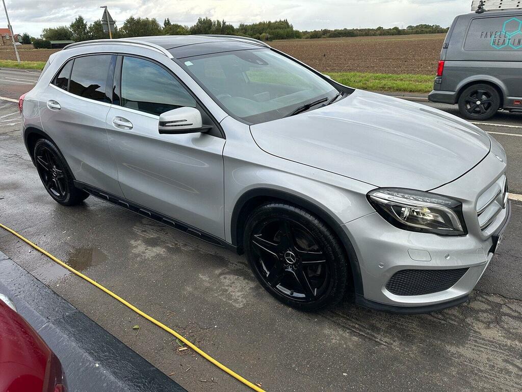 Mercedes-Benz GLA Class Suv 2.1 Gla220 Cdi Amg Line 2014 SY14EYS Silver #4
