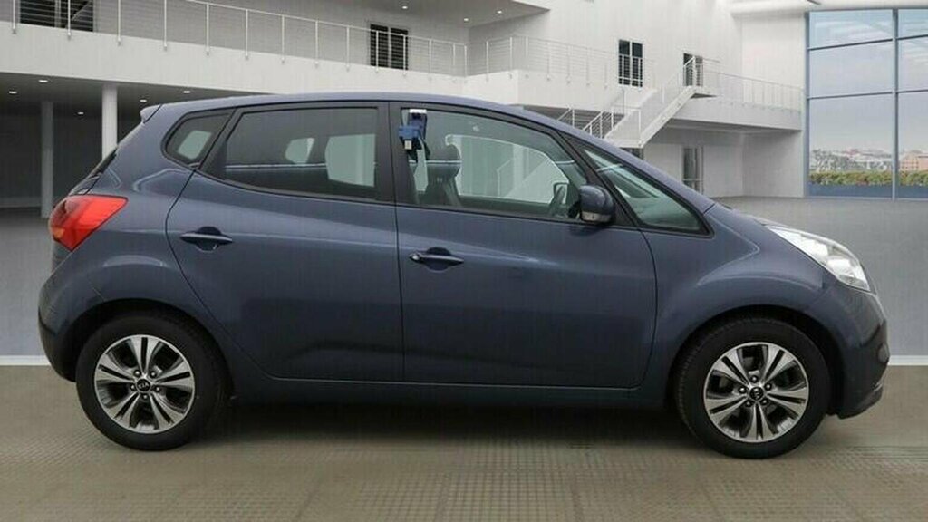 Kia Venga Mpv 1.6 3 Euro 6 201767 YK67KKP Blue #5