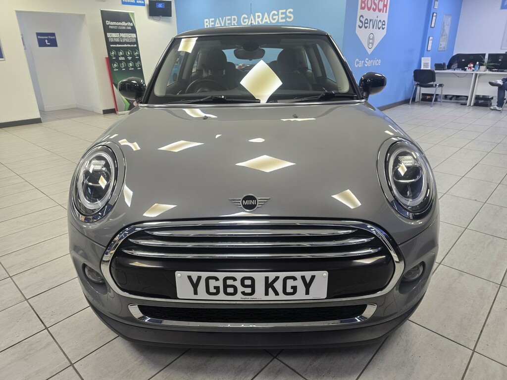 Mini Hatch 1.5L Cooper Exclusive YG69KGY Grey #2