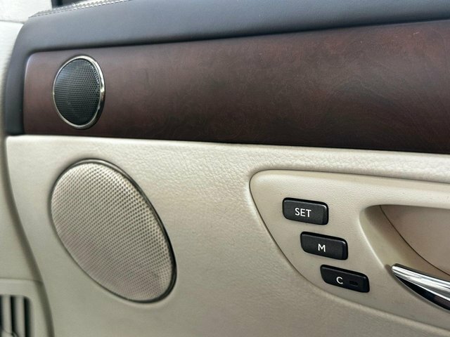 Lexus LS 5.0 600H L 445 Bhp Silver #34