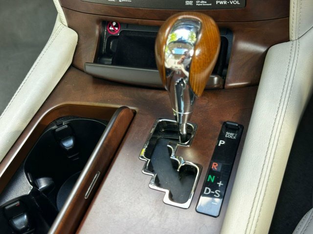 Lexus LS 5.0 600H L 445 Bhp Silver #44