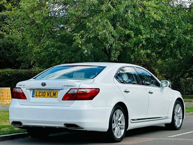 Lexus LS 5.0 600H L 445 Bhp Silver #6