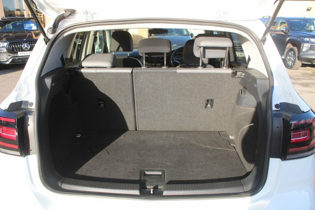 Volkswagen T-Cross 1L Sel YC72AVY White #6