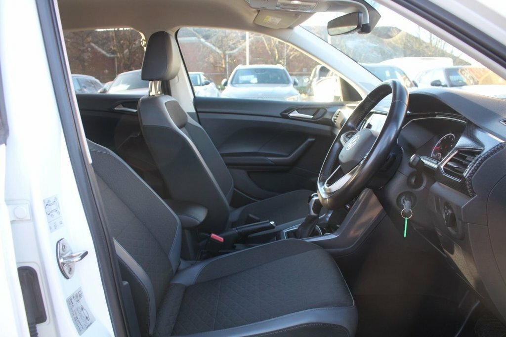 Volkswagen T-Cross 1L Sel YC72AVY White #2