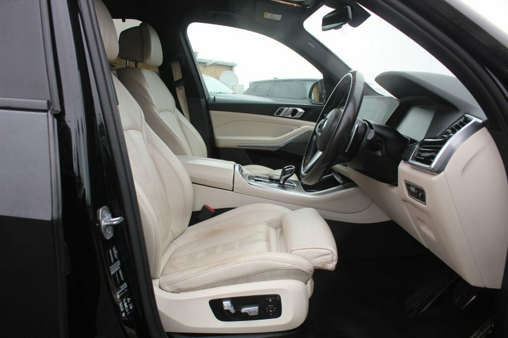 BMW X5 3L M Sport SC69SXY Black #2