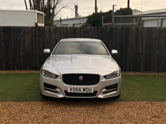 Jaguar XE 2.0 Gtdi R-sport Saloon Euro 6 S VO66WOU Silver #5
