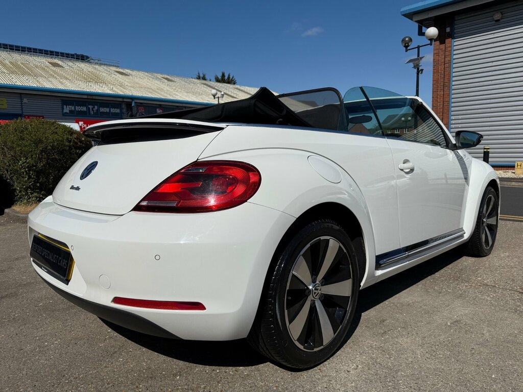 Volkswagen Beetle 1.4 Tsi 60S Edition BK13UKH White #4