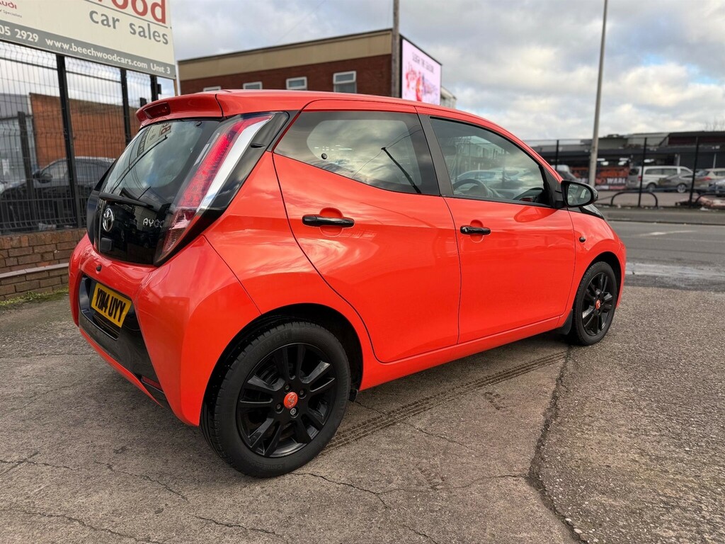 Toyota Aygo 1.0 Vvt-i X-cite Euro 5 Euro 5 YB14UYY Orange #3