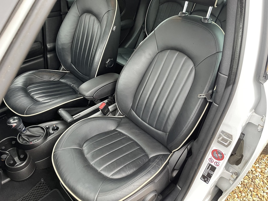 Mini Countryman Blue #25