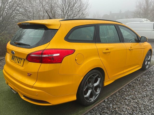 Ford Focus 2.0 Tdci St-3 Estate Euro 6 S S WR17YZT Yellow #5