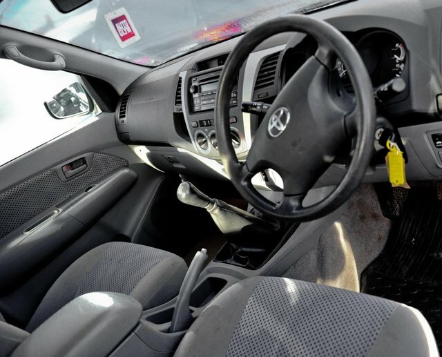 Toyota HILUX Invincible Dc Black #12