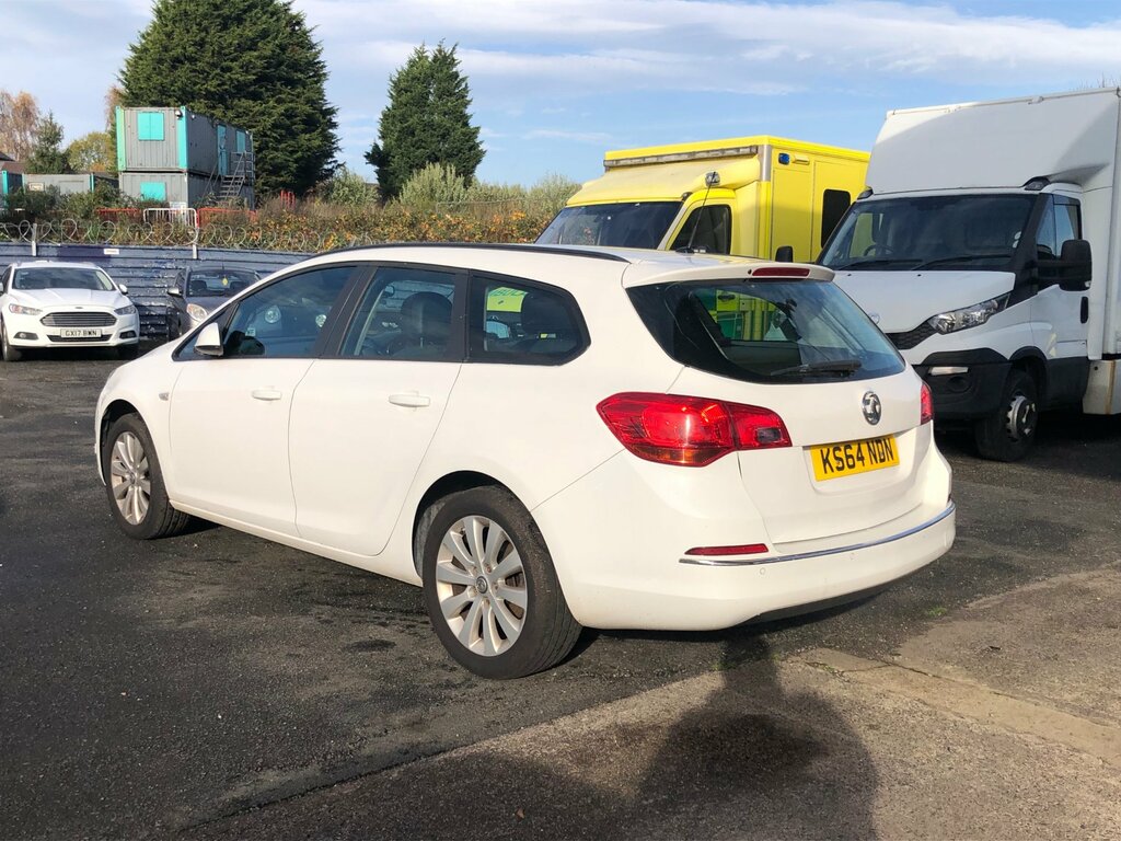 Vauxhall Astra Astra Emerg-y Serv Cdtiec KS64NDN White #3