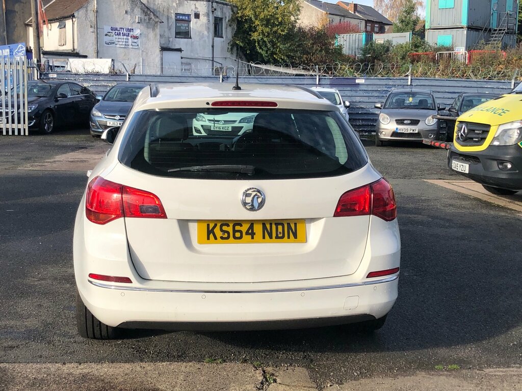 Vauxhall Astra Astra Emerg-y Serv Cdtiec KS64NDN White #4