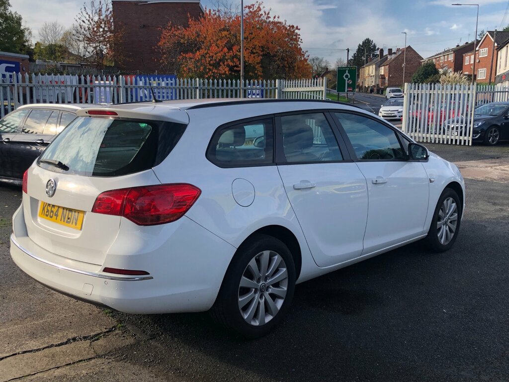 Vauxhall Astra Astra Emerg-y Serv Cdtiec KS64NDN White #5