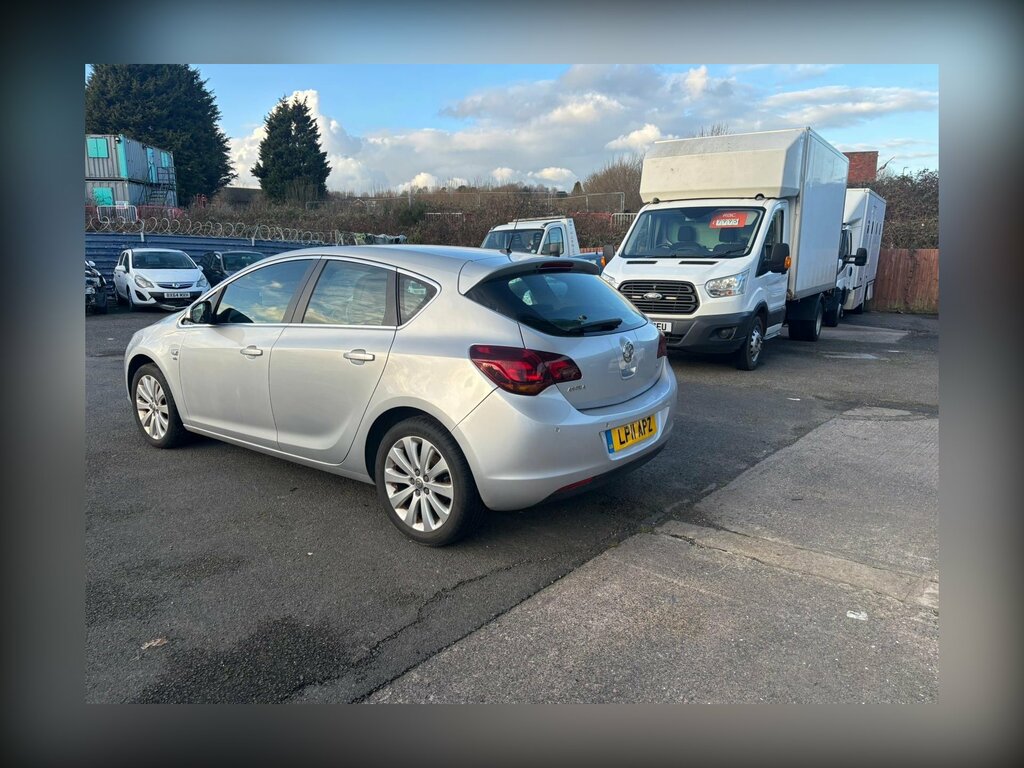Vauxhall Astra 1.6 16V Elite Hatchback Euro 5 LP11APZ Silver #4