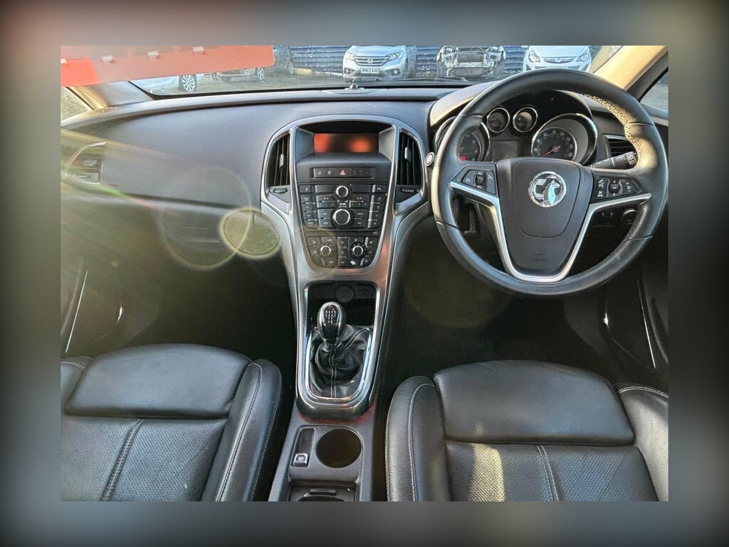 Vauxhall Astra 1.6 16V Elite Hatchback Euro 5 LP11APZ Silver #6