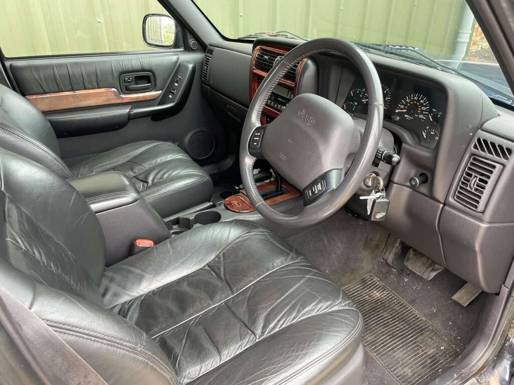 Jeep Cherokee 4.0 Classic 176 Bhp Blue #7