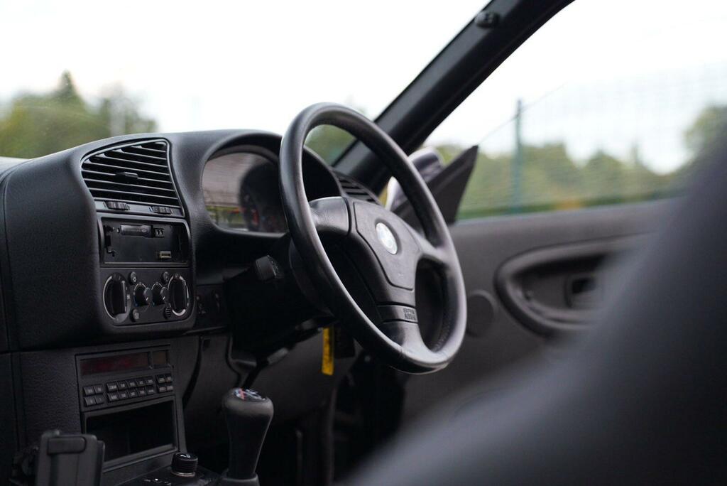 BMW M3 3.0I #32