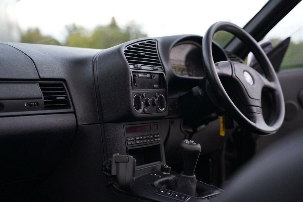 BMW M3 3.0I #22