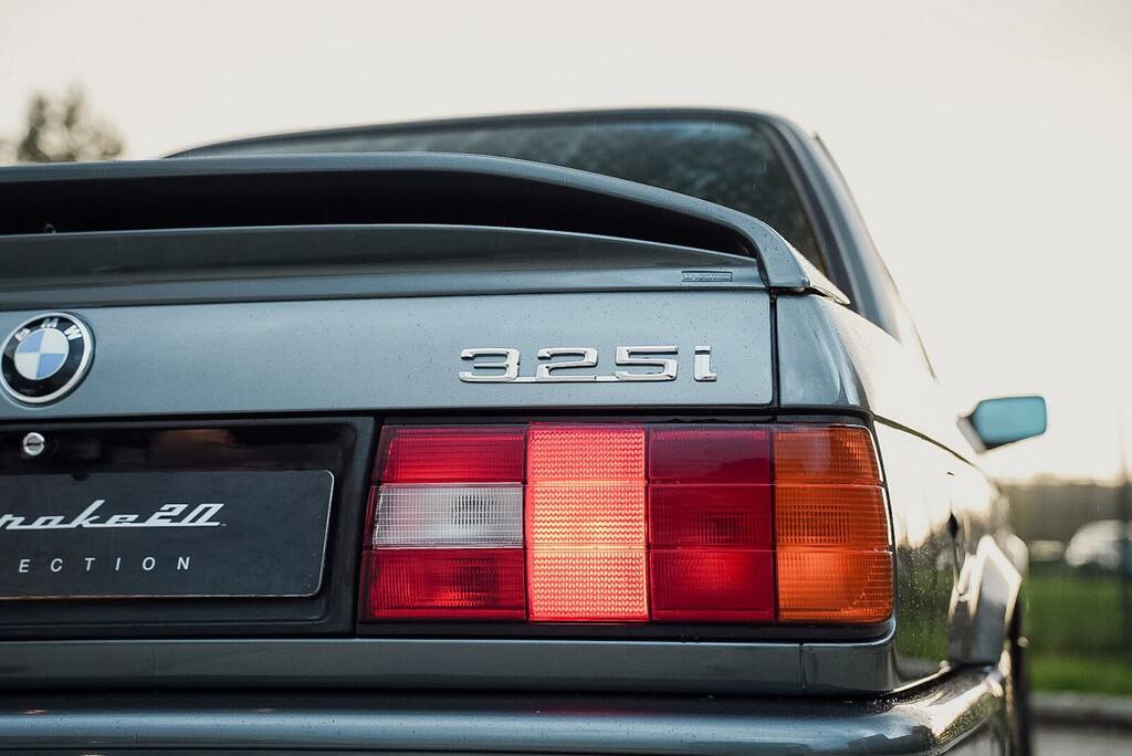 BMW 3 Series 320I E30 Blue #15