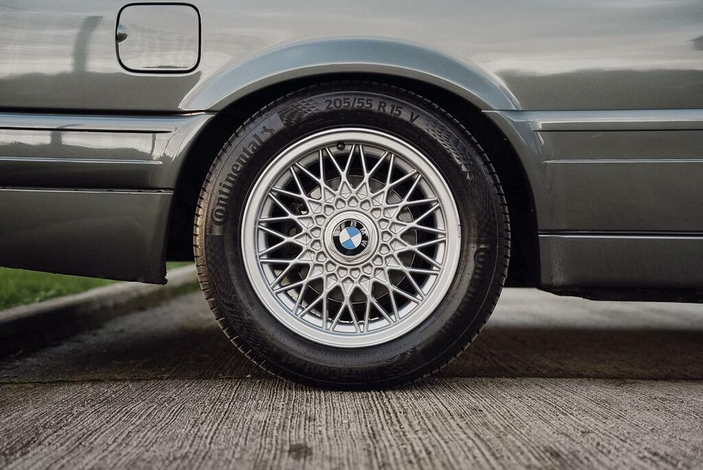 BMW 3 Series 320I E30 Blue #36