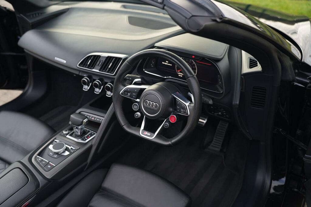 Audi R8 5.2 Fsi V10 Spyder S Tronic Quattro Euro 6 Ss 2 Black #3