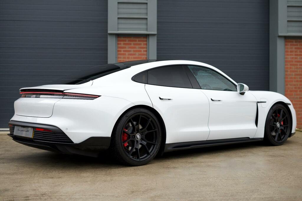 Porsche Taycan 4S White #4