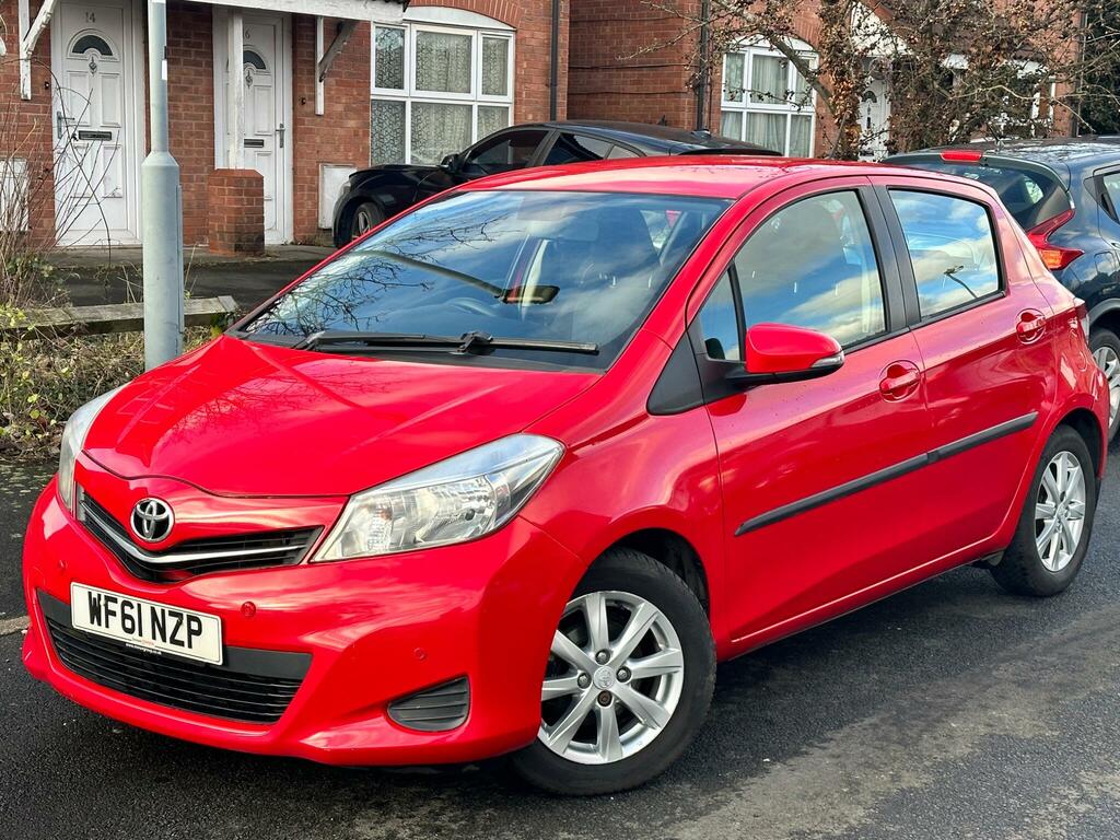 Toyota Yaris 1.33 Dual Vvt-i Tr Euro 5 WF61NZP Red #4