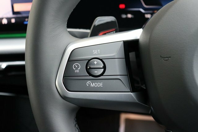 BMW iX2 20 66.5Kwh Shadow Edition Edrive YG75UUB Red #3