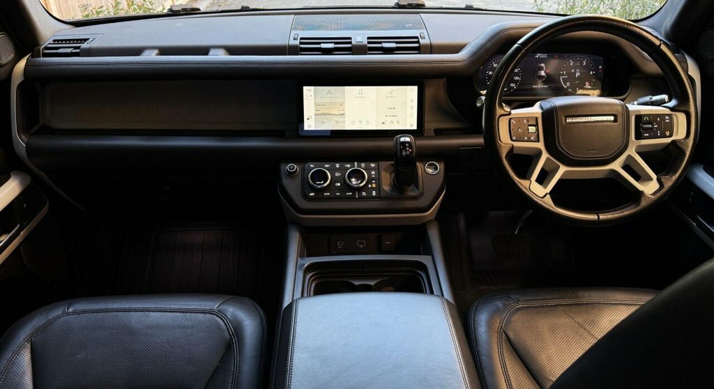 Land Rover Defender 110 2020 2.0 Sd4 Hse 4Wd Euro 6 Ss  Black #3