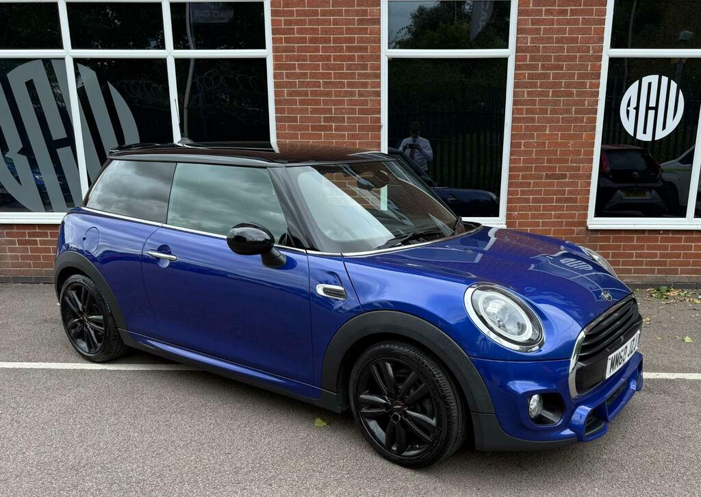Mini Hatch 1.5 Cooper Sport Euro 6 Ss MM68JZJ Blue