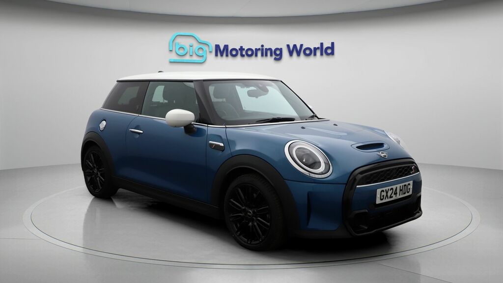 Mini Hatch Cooper S Exclusive Blue