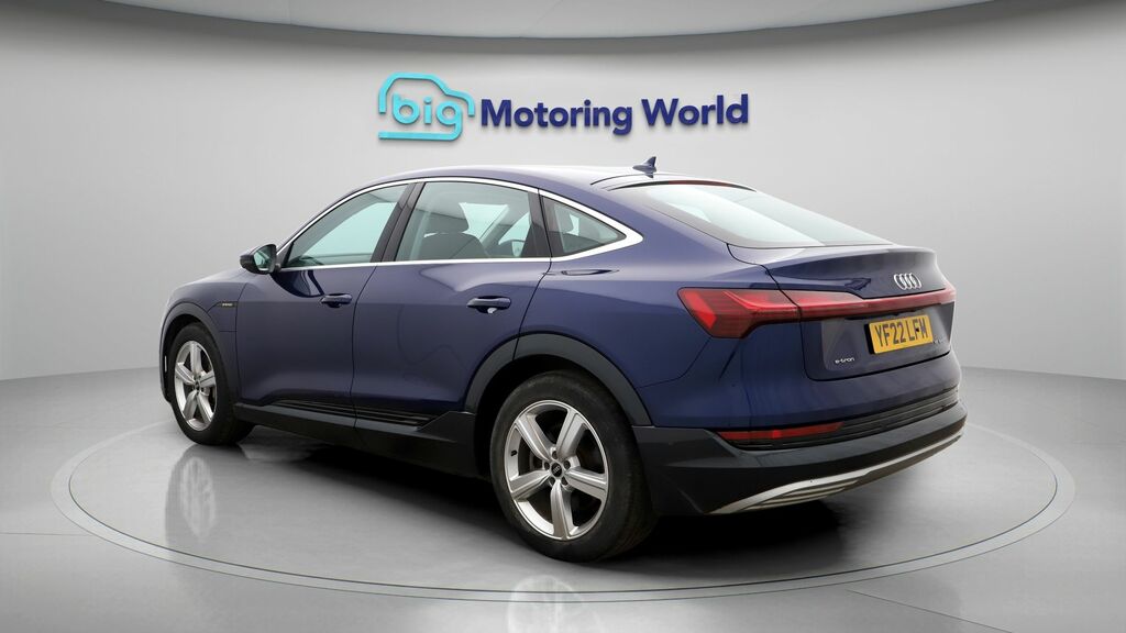 Audi E-tron Technik Blue #5