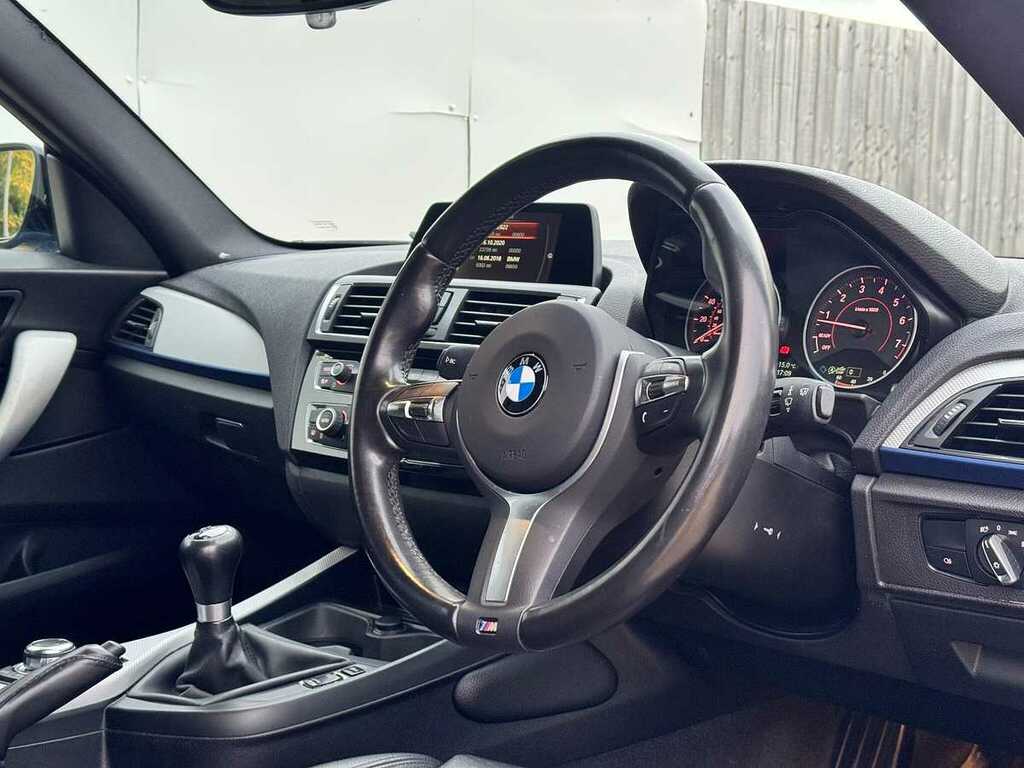 BMW M1 Auto Black #18