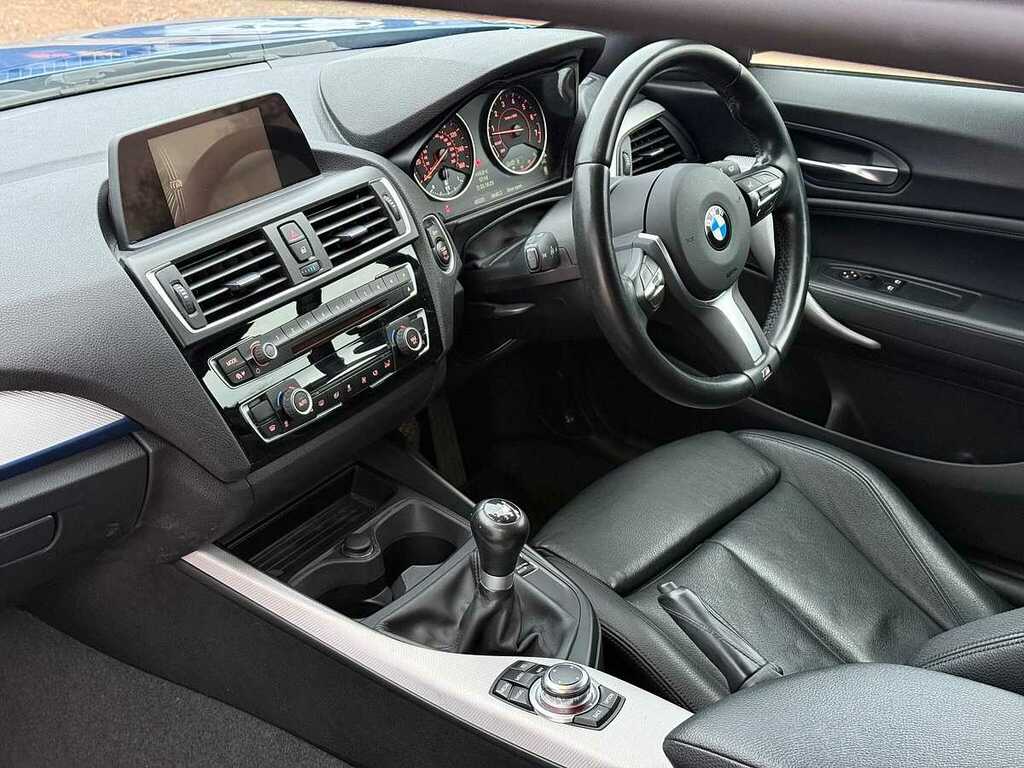 BMW M1 Auto Black #33