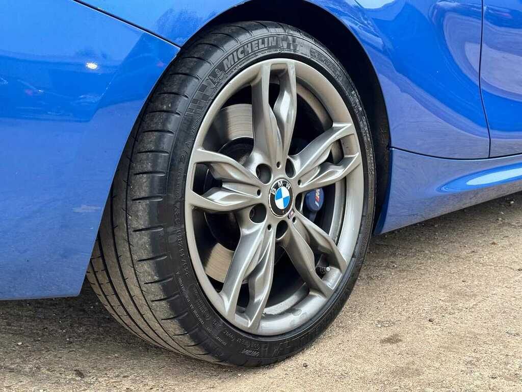BMW M1 Auto Black #15