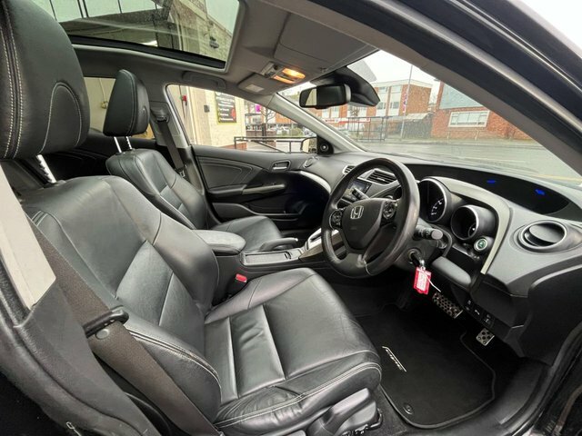 Honda Civic 1.8 I-vtec Sr Hatchback PE65AYV Black #6