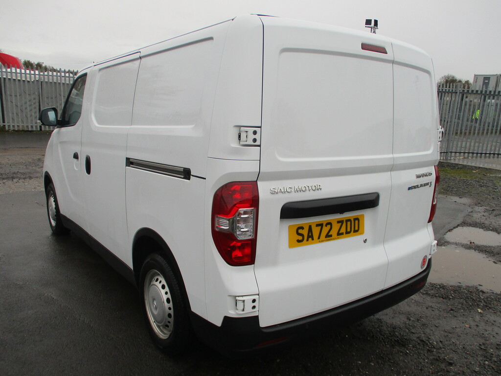 Maxus  2.0 D20 Lwb Luton Cubus Body 150Ps White #5