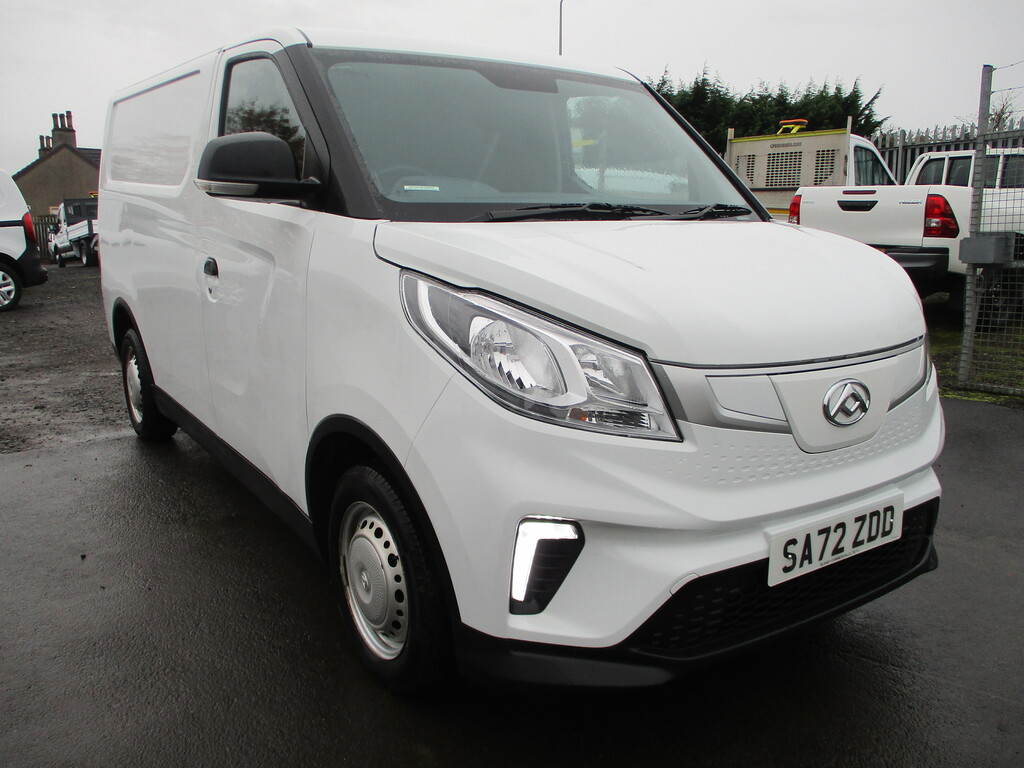 Maxus  2.0 D20 Lwb Luton Cubus Body 150Ps White #1