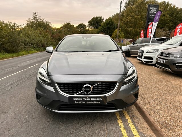Volvo V40 2.0 D3 R-design Nav Plus Hatchback Manu BX68UNE Grey #2